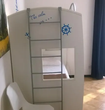 Apartament Holidays